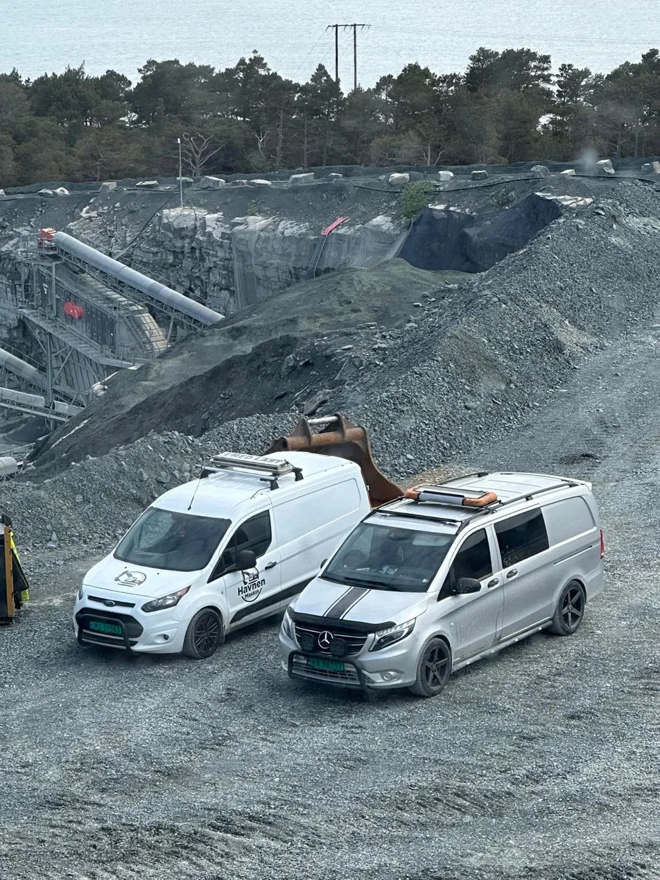Havnen Maskin-bilen i pukkverket